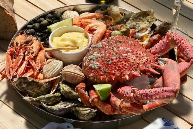 Seafood platter for your weekend in Brittany